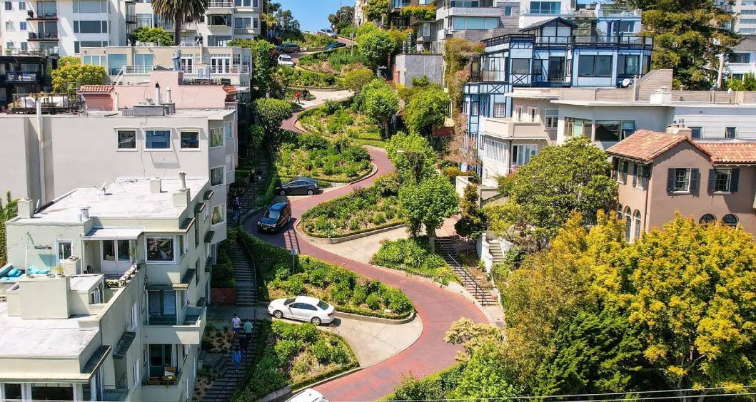 Lombard Street, California, USA